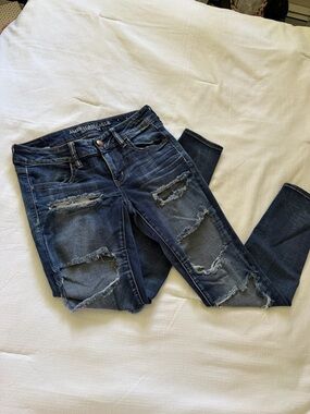 American Eagle Outfitters Distressed Dark Blue Skinny Jeans